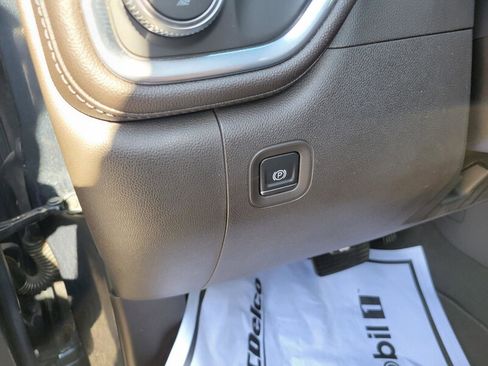 Used 2019 GMC Sierra 1500 Denali w/ Denali Ultimate Package image 17