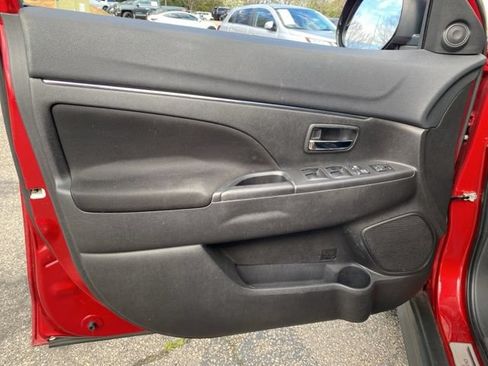 Used 2015 Mitsubishi Outlander Sport SE AWD/4WD image 18