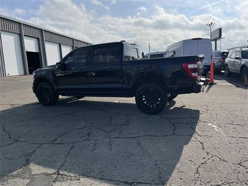 Used 2023 Ford F150 Limited image 6