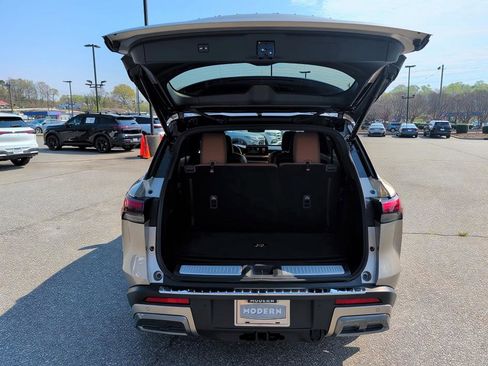 Certified 2025 INFINITI QX60 Autograph w/ Cargo Package image 15