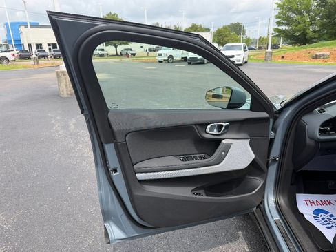 Used 2023 Polestar Polestar 2 w/ Pilot Pack AWD/4WD image 34