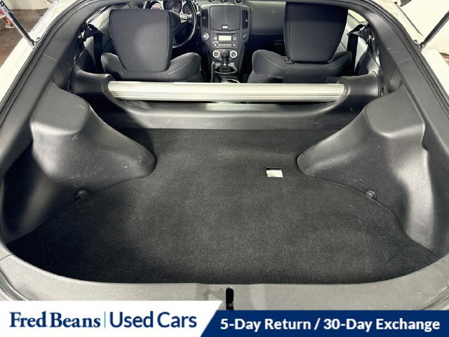 Used 2020 Nissan 370Z Coupe RWD image 27