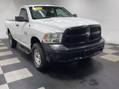 Used 2018 RAM 1500 Express AWD/4WD image 5