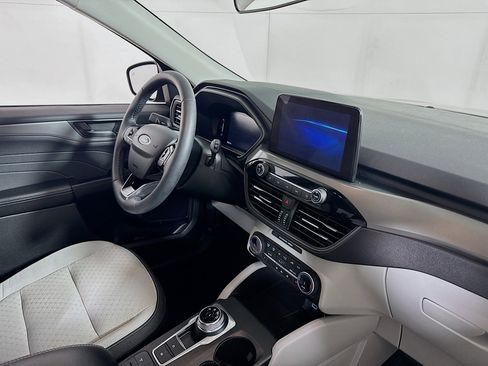 Used 2023 Ford Escape Active image 27