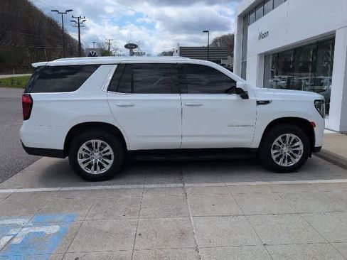 Used 2024 GMC Yukon SLE image 5