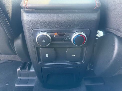 Used 2023 Ford Explorer ST-Line AWD/4WD image 44