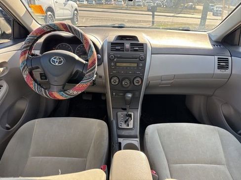 Used 2013 Toyota Corolla LE image 14