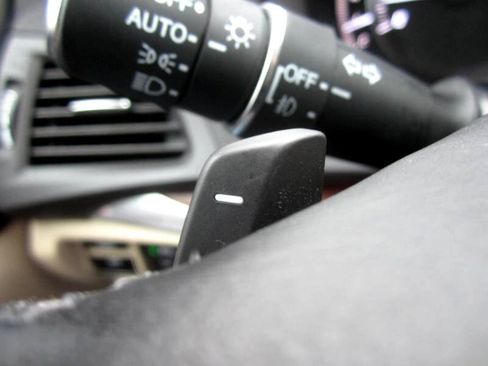 Used 2017 Acura MDX SH-AWD w/ Advance Package image 35