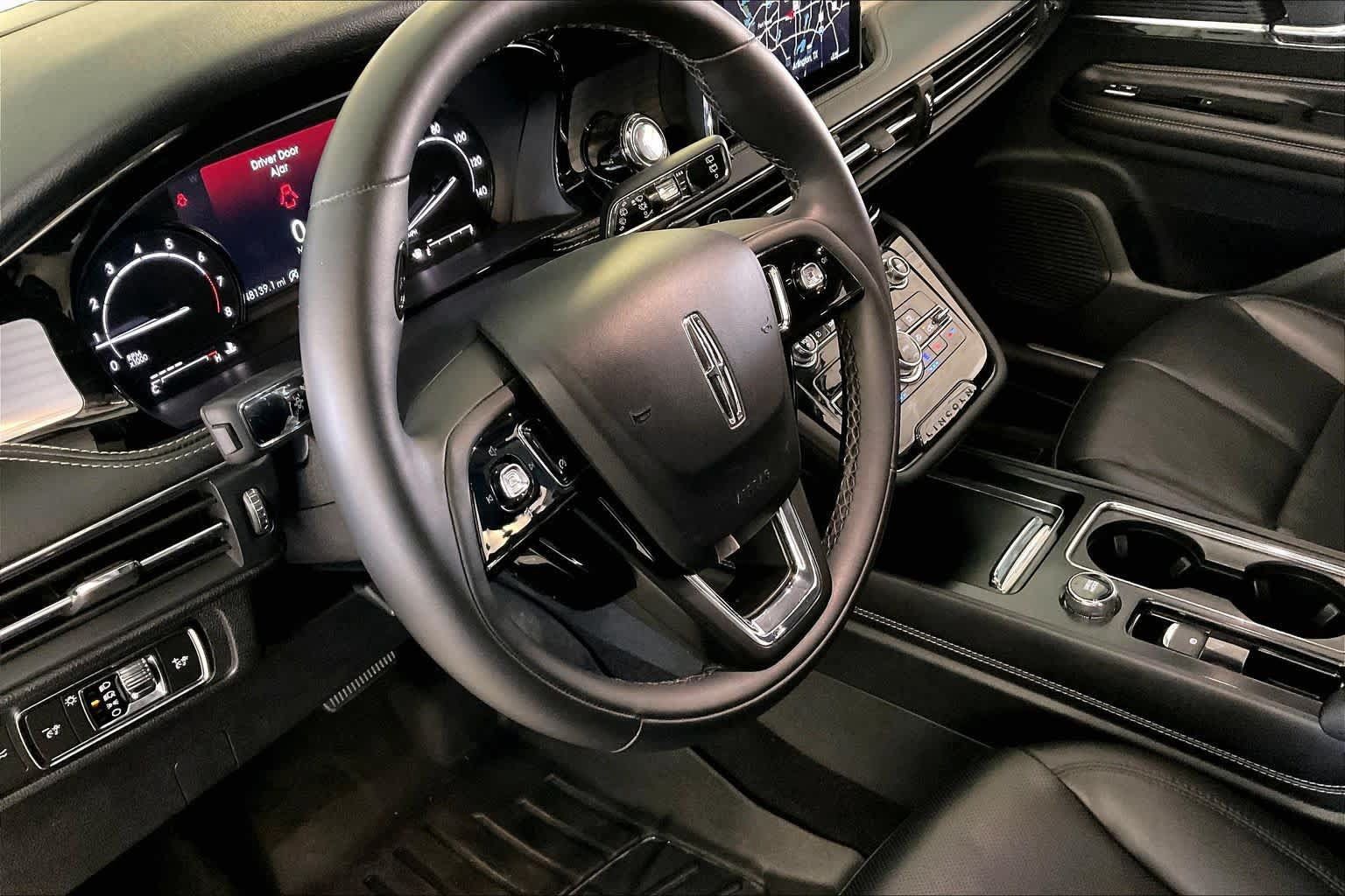 Used 2022 Lincoln Corsair FWD w/ Equipment Group 101A image 15