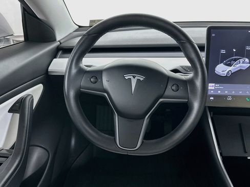 Used 2019 Tesla Model 3 Standard Range Plus RWD image 16