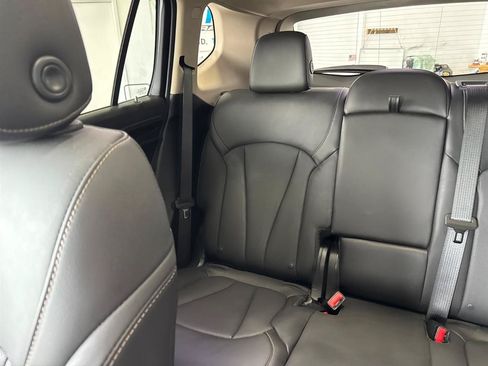 Used 2018 Buick Envision Premium w/ Driver Confidence Package AWD/4WD image 9