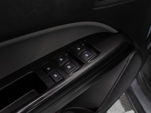 Used 2021 GMC Canyon Elevation Standard w/ Convenience Package image 16