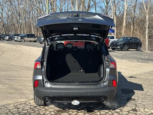 Certified 2022 Ford Escape SEL w/ SEL Stealth AWD Package image 29