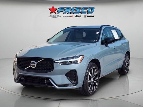 Used 2023 Volvo XC60 B5 Plus w/ Protection Package FWD image 3