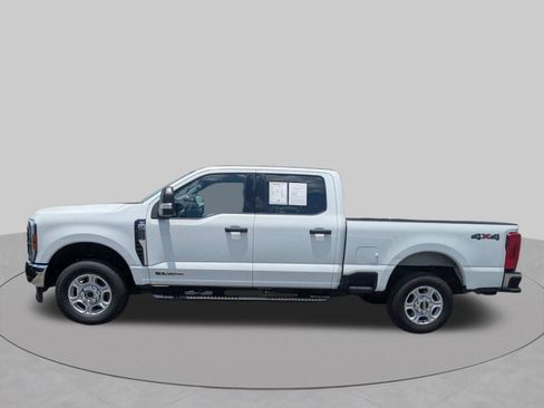 Used 2026 Ford F250 XLT AWD/4WD image 7