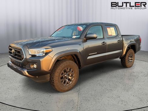 Certified 2023 Toyota Tacoma SR5 RWD image 2