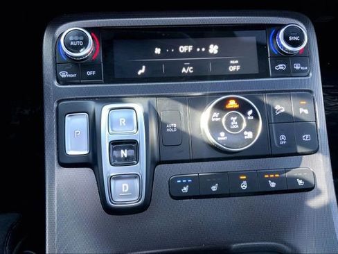 Used 2024 Hyundai Palisade Calligraphy image 35