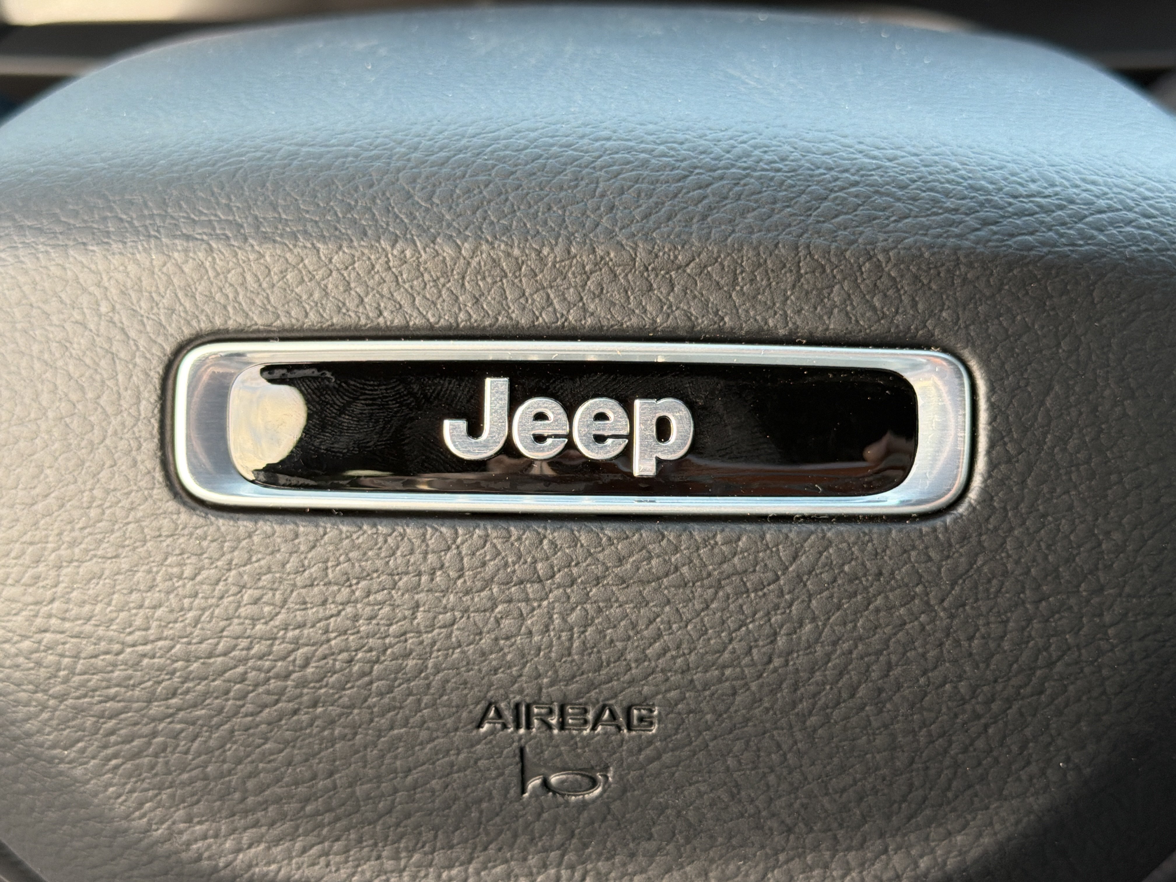 New 2027 Jeep Grand Cherokee Laredo X RWD image 24