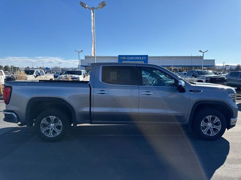 Certified 2024 GMC Sierra 1500 SLT image 8