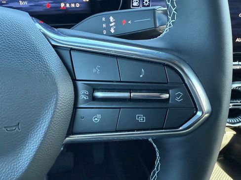 New 2025 Chevrolet Blazer EV LT AWD/4WD image 34