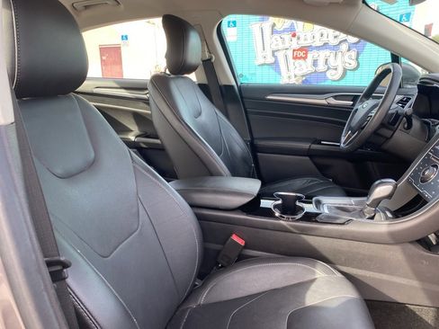 Used 2014 Ford Fusion Titanium image 16