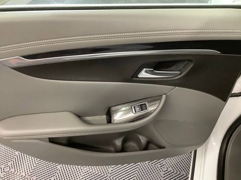 Used 2019 Chevrolet Impala LS image 5