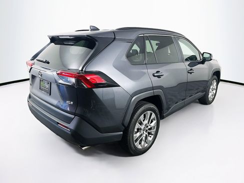 Used 2025 Toyota RAV4 XLE Premium image 9