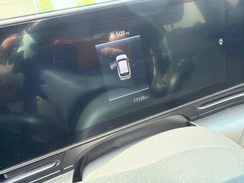 Certified 2025 Hyundai Kona SE FWD image 18