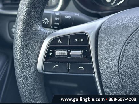 Used 2020 Kia Sorento LX image 22