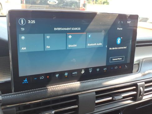 Certified 2024 Lincoln Corsair AWD w/ Equipment Group 101A image 18