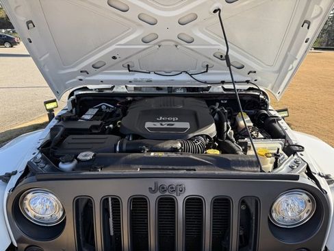 Used 2018 Jeep Wrangler Unlimited Willys Wheeler image 34