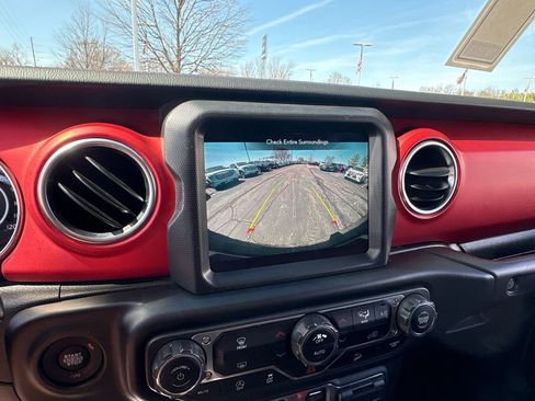 Used 2020 Jeep Wrangler Unlimited Rubicon w/ Dual Top Group image 24