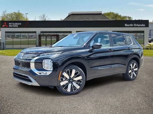 New 2026 Mitsubishi Outlander SE FWD image 1