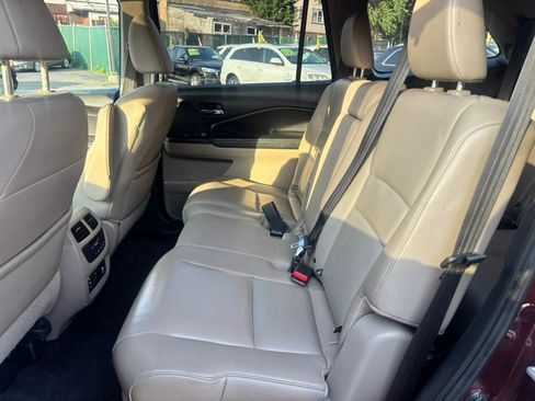 Used 2016 Honda Pilot Touring image 40