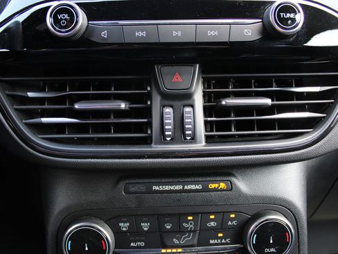 Used 2023 Ford Escape ST-Line image 26