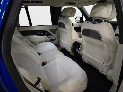 New 2025 Land Rover Range Rover Autobiography image 11