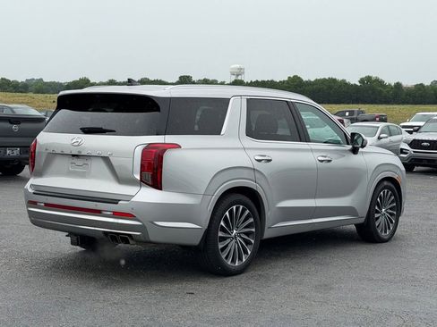 Used 2023 Hyundai Palisade Calligraphy FWD image 5