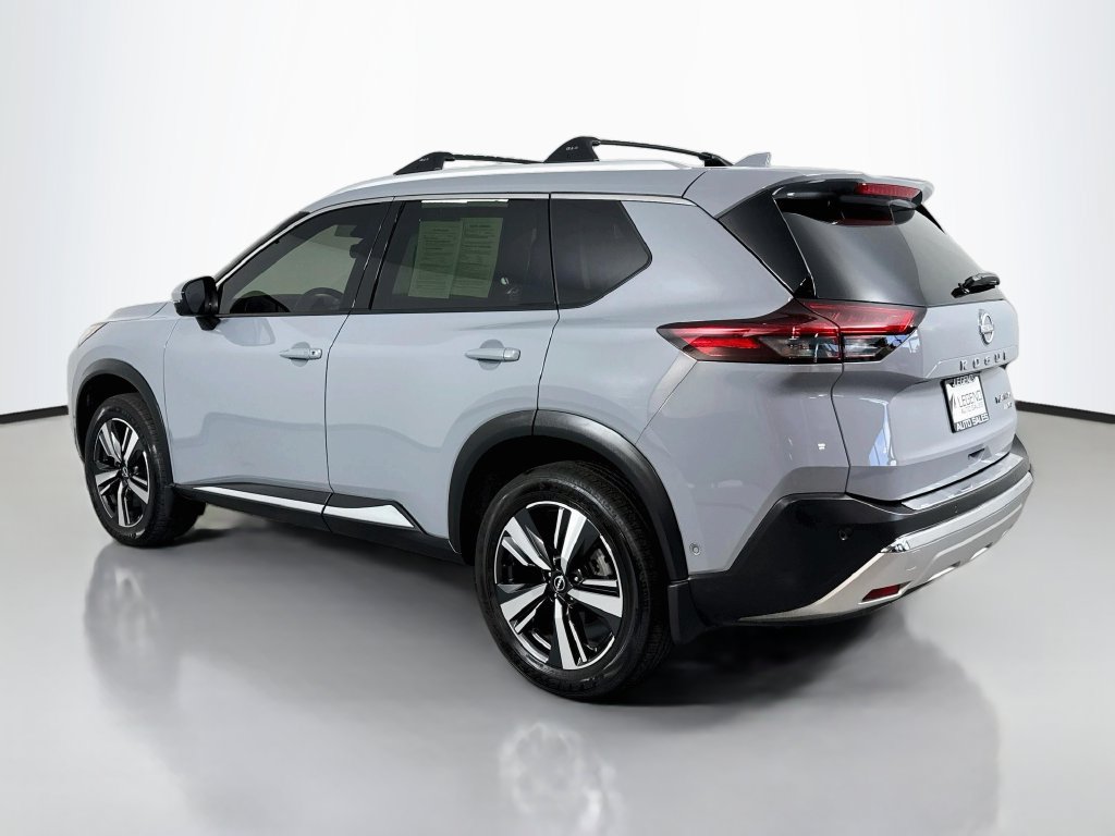 Used 2023 Nissan Rogue Platinum w/ Platinum Premium Package AWD/4WD image 9