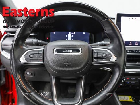 Used 2022 Jeep Compass Limited w/ (RED) Package image 10