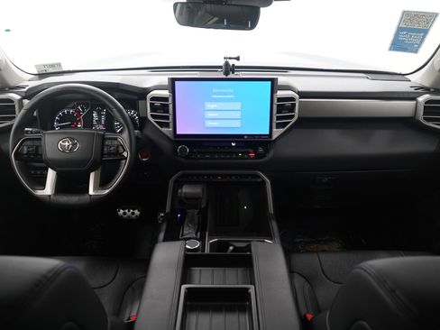 Used 2022 Toyota Tundra Limited image 13
