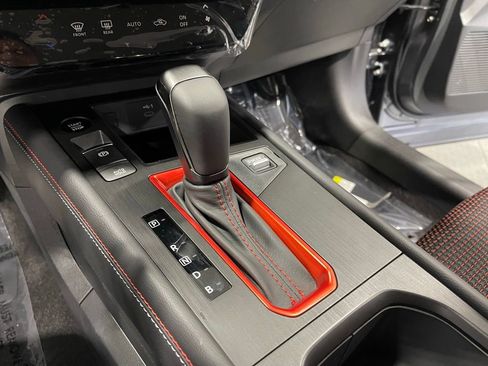 New 2026 Nissan Kicks SR image 10