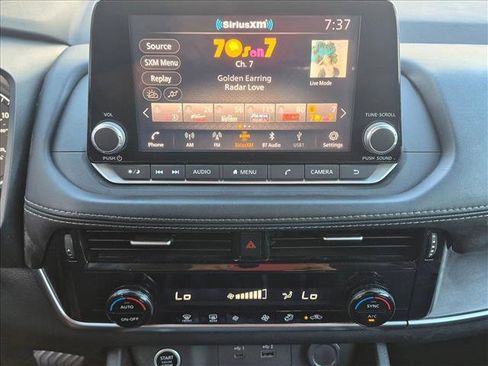 Used 2021 Nissan Rogue SV FWD image 13