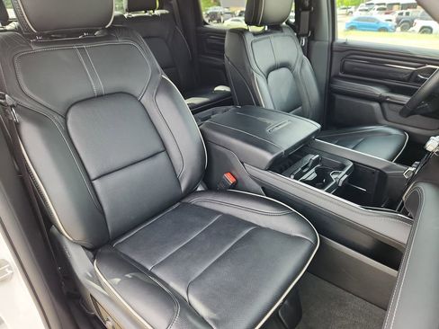 Used 2024 RAM 1500 Limited AWD/4WD image 14