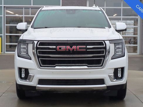 Used 2023 GMC Yukon XL SLT w/ SLT Premium Package image 10