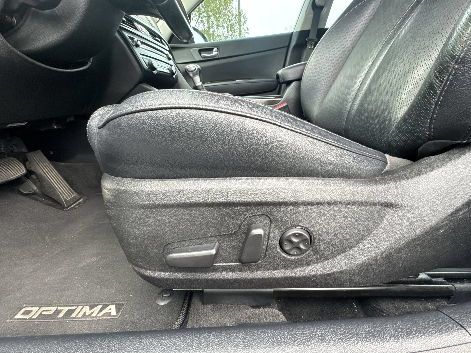 Used 2018 Kia Optima EX FWD image 12