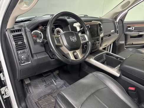 Used 2018 RAM 2500 Laramie AWD/4WD image 14