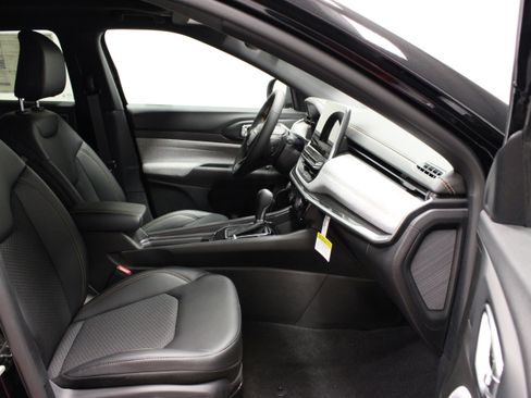 New 2026 Jeep Compass Latitude AWD/4WD image 14