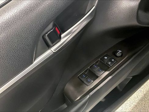 Used 2021 Toyota Camry SE AWD/4WD image 41