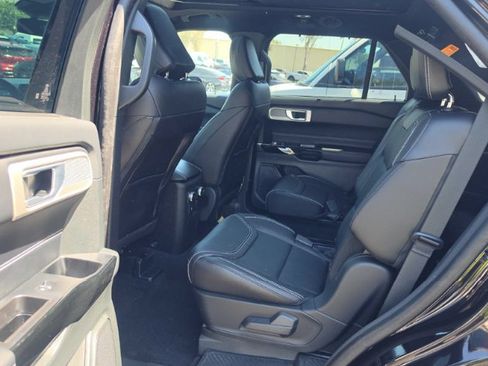 Used 2023 Ford Explorer ST w/ Equipment Group 401A AWD/4WD image 10