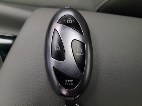 Used 2025 Hyundai Elantra SEL FWD image 32